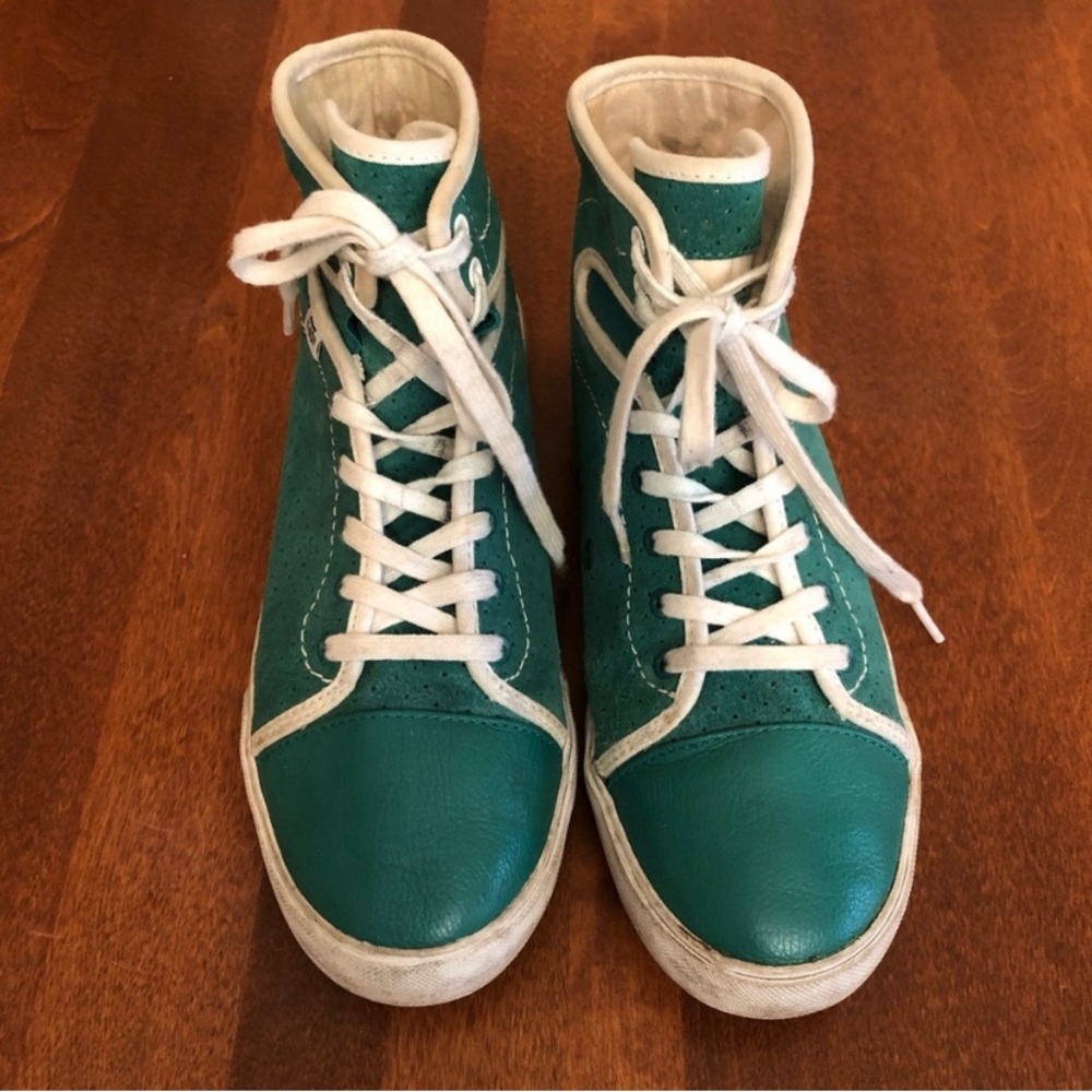 VANS | Green & white vintage suede & leather high top spring summer running shoe